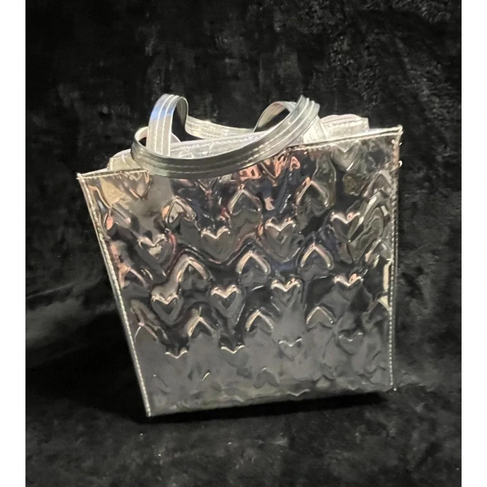 Mary Kay insulated silver tote bag - Embossed hearts - Lunch/Cosmetic 12"H x 11W - Picture 3 of 8